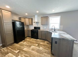 38 Cardinal Hl, Orion Charter Township, MI 48359