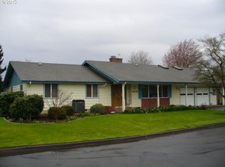 448 Greenfield Ave, Eugene, OR 97404