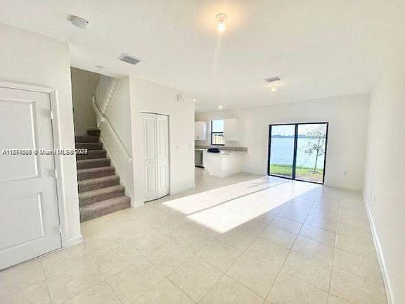 4th image of 20630 NE 5th Pl #20630