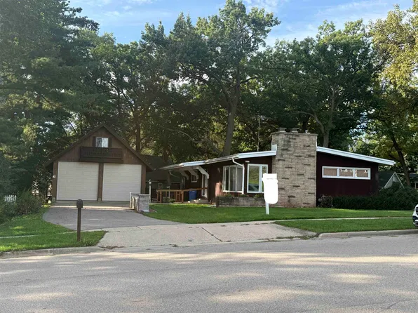 6515 Mendota Ave, Middleton, WI 53562