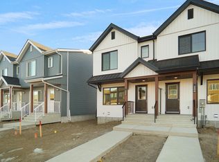 20934 24th Ave NW, Edmonton, AB T6M2J7