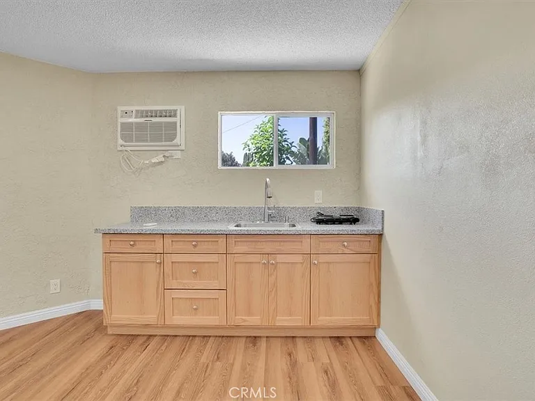 9241 Vicki Dr — Photo 6