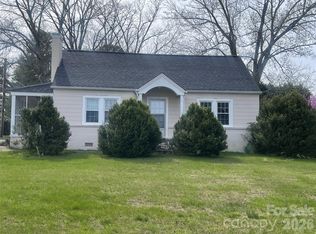 2490 Connelly Springs Rd, Granite Falls, NC 28630