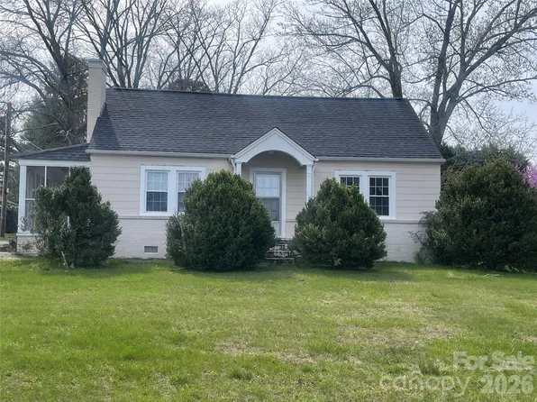 2490 Connelly Springs Rd, Granite Falls, NC 28630