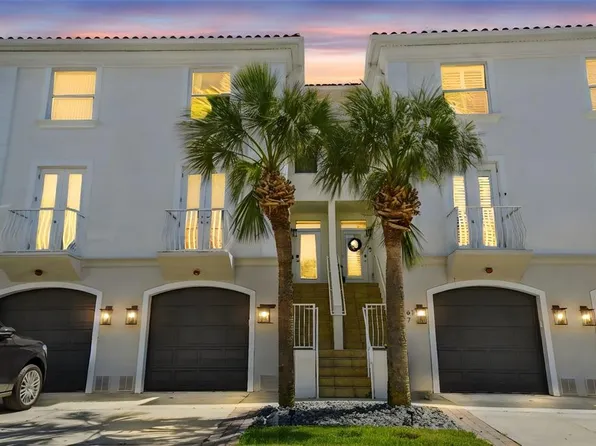 161 Brightwater Dr APT 8, Clearwater, FL 33767