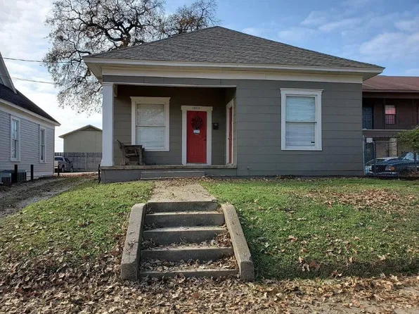 1405 S 10th St, Waco, TX 76706