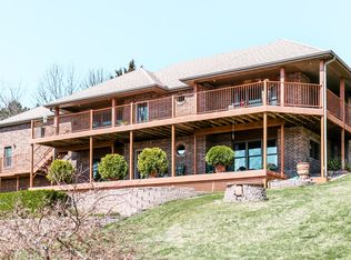 138 Shoshone Pt, Blue Eye, MO 65611