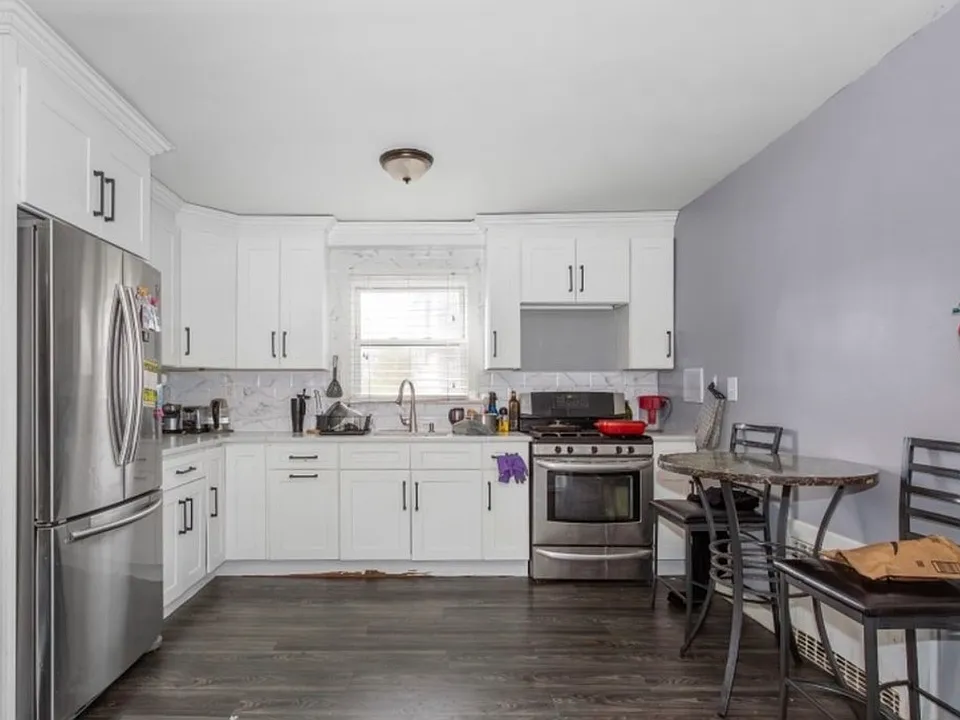 356-362 Boyden Ave #1