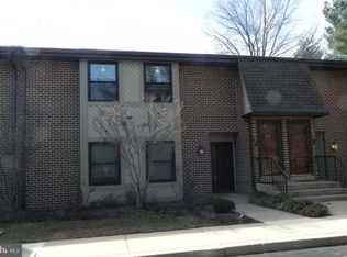 4037 Society Dr, Claymont, DE 19703