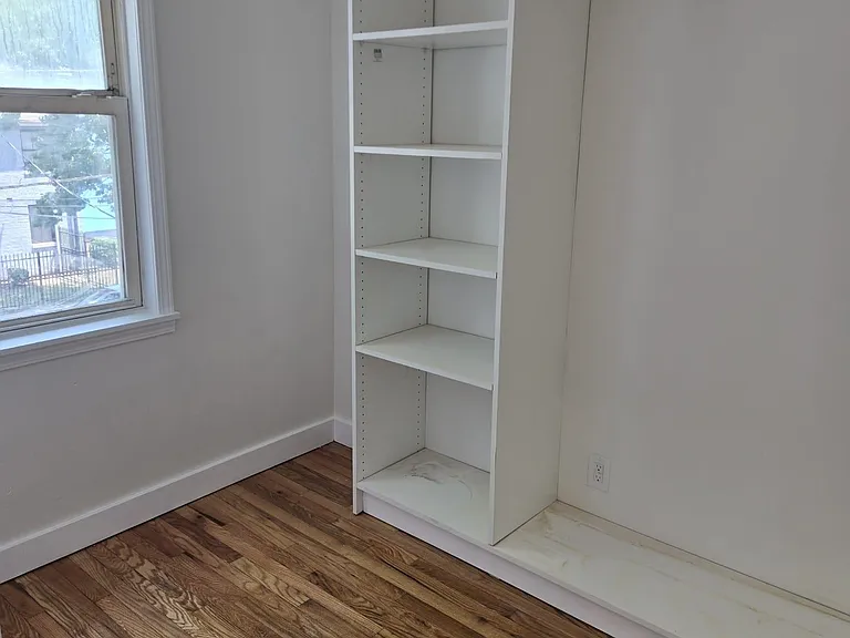 19 Oak St #2 — Photo 14