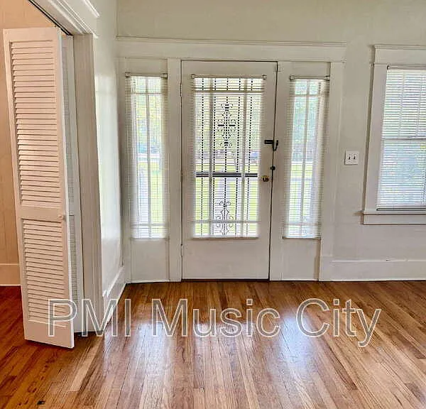 7114 Old Harding Pike — Photo 11