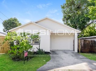 3521 19th St W, Bradenton, FL 34205