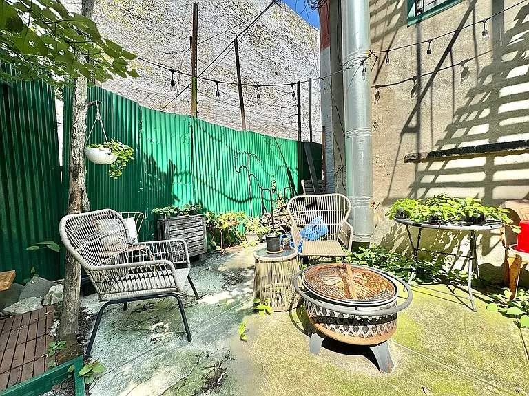 12 Underhill Ave #1R — Photo 13