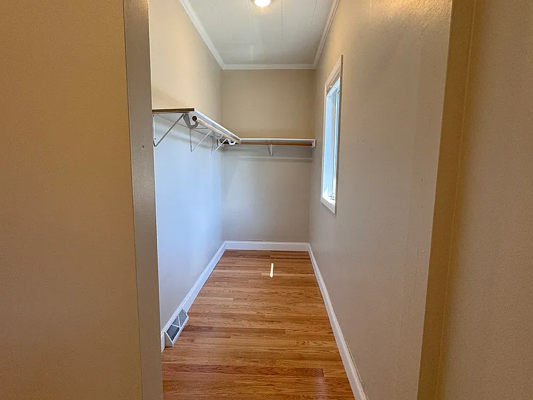 313 Chestnut St — Photo 14