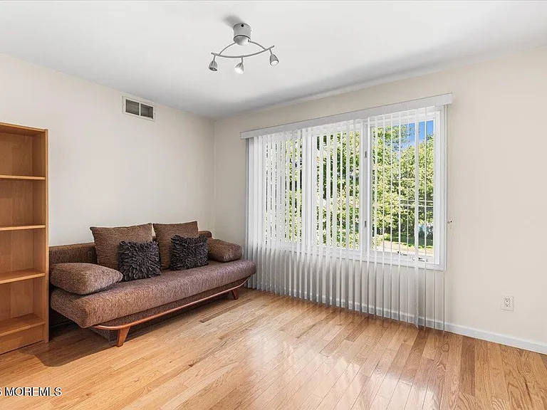 25 Ryan Rd — Photo 25