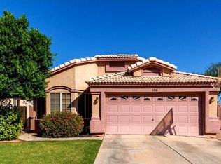 106 W Smoke Tree Rd, Gilbert, AZ 85233