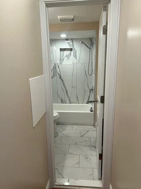 1 bed, 1000 sqft, $2,300 — Photo 1