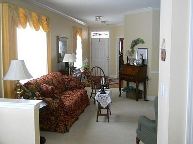 ENTRANCE.JPG