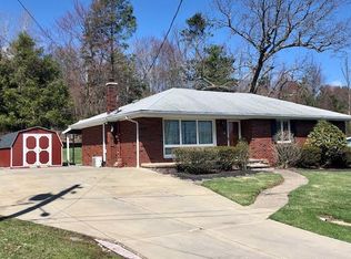 53 Oak Dr, Dallas, PA 18612