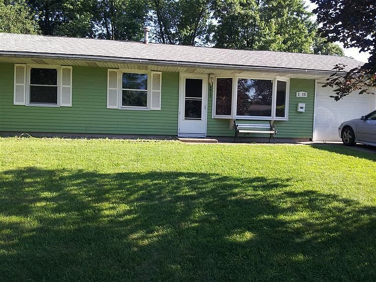 1st image of 2815 W 38th Pl