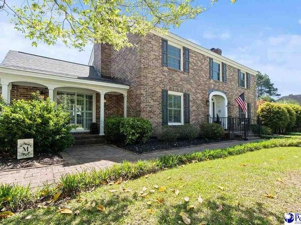 716 Lakeshore Dr, Bennettsville, SC 29512