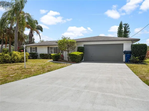 546 Magellan Dr, Sarasota, FL 34243