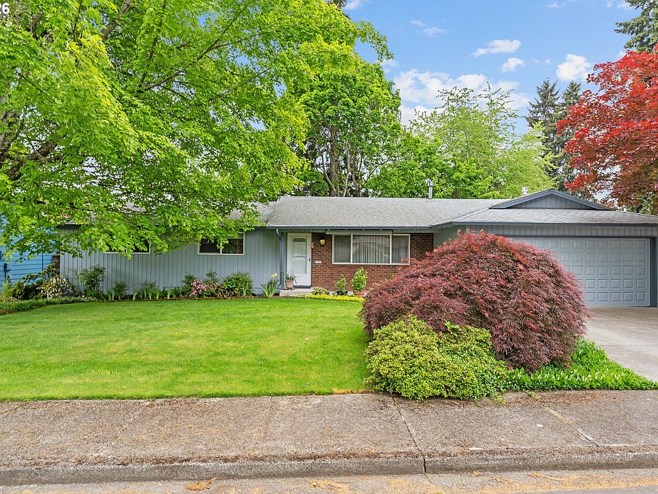 1st image of 5245 SW 205th Ct