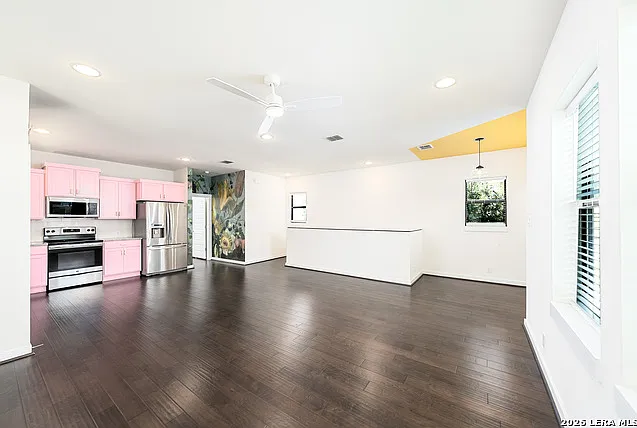1150 N Olive St — Photo 19