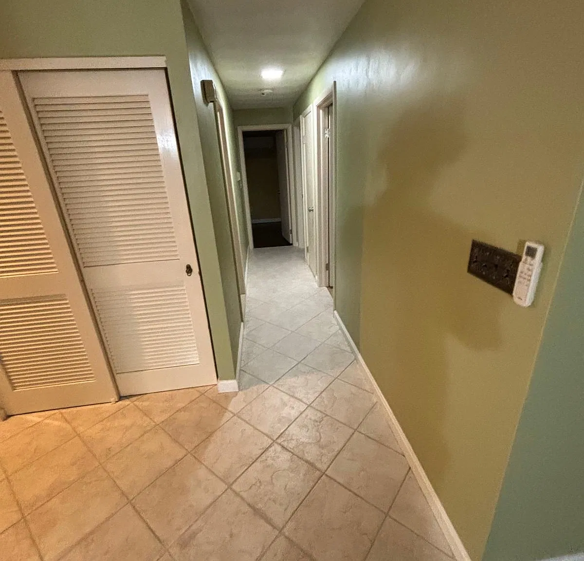 3 bed, 2.5 bath, 1463 sqft, $4,150 — Photo 2
