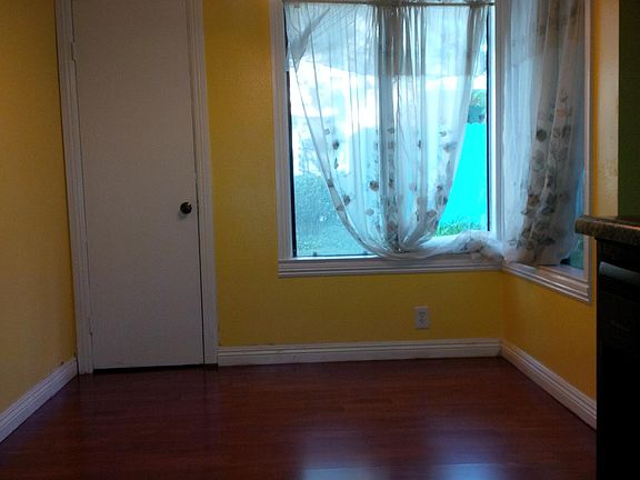 4th image of 20415 S Vermont Ave Unit 5