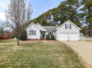 8 River Cv, Portsmouth, VA 23703