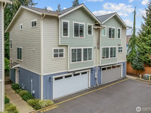 23224 Edmonds Way #107, Edmonds, WA 98026