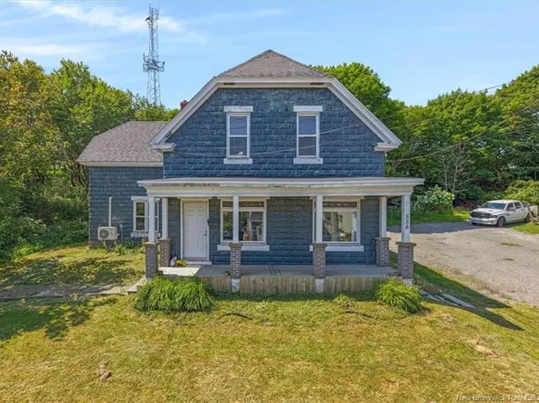 558 Lancaster Ave, Saint John, NB E2M 2L7