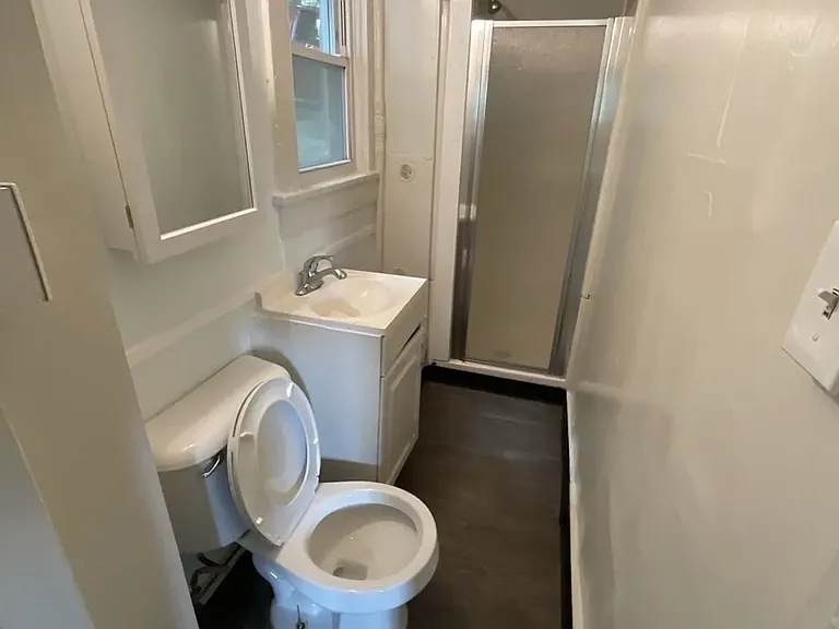 125 Linden Ave #1 — Photo 8