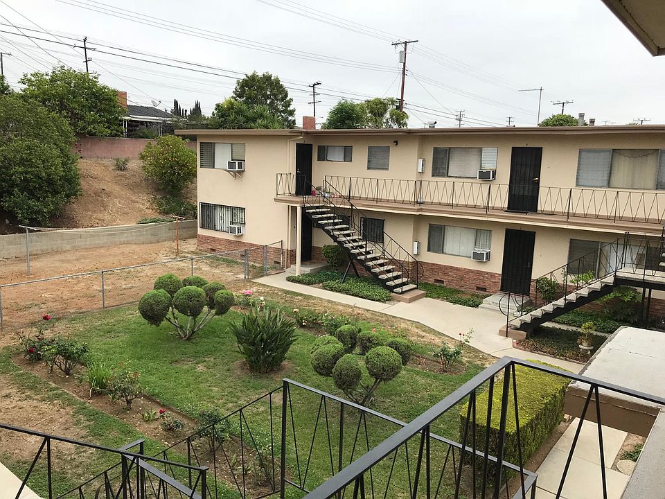 1st image of 1321 College View Dr APT 3