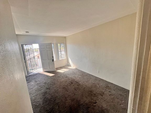 2nd image of 5011-5015 Auburn Dr #5011-C