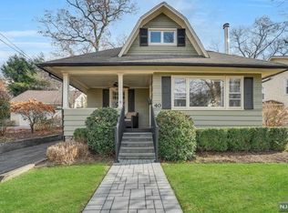 40 Rubble St, Midland Park, NJ 07432