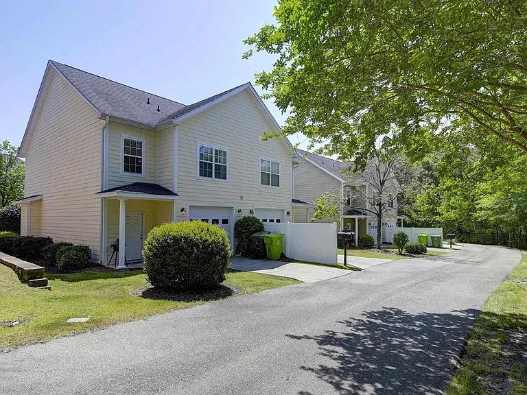 126 Baysdale Dr — Photo 35
