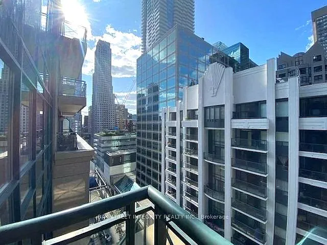 35 Hayden St #1308 — Photo 10