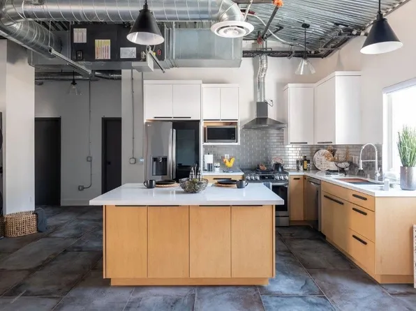 605 S Pacific Ave Suite 202, San Pedro, CA 90731