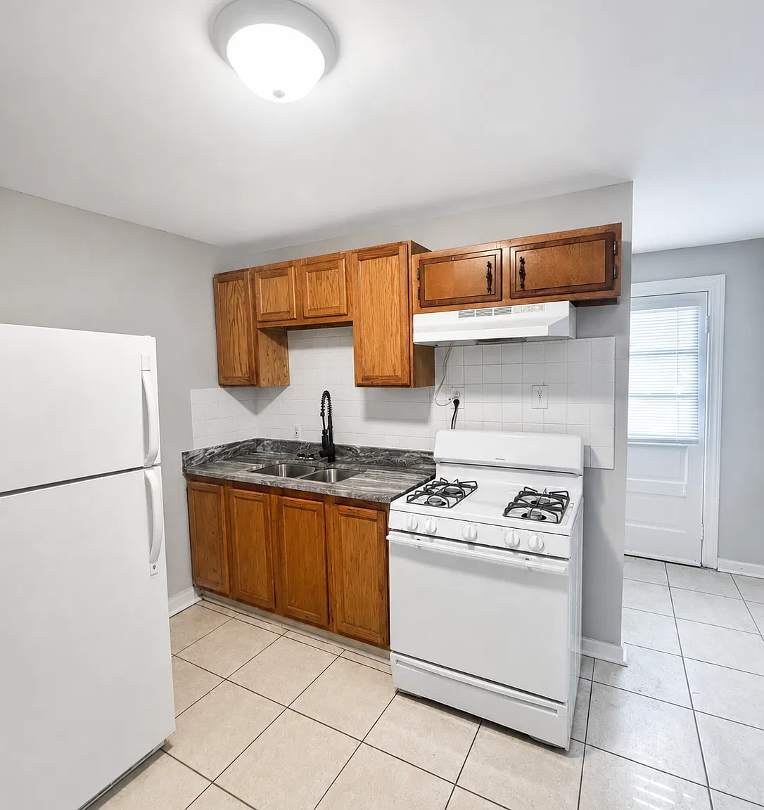 3665 Parthenia Avenue - 1 — Photo 4