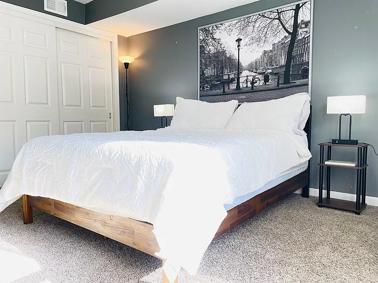 935 Washington St #202 — Photo 8