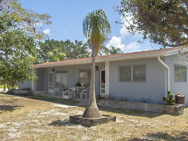 One of 2 Duplexes