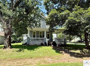 603 S Main St, Clinton, MO 64735