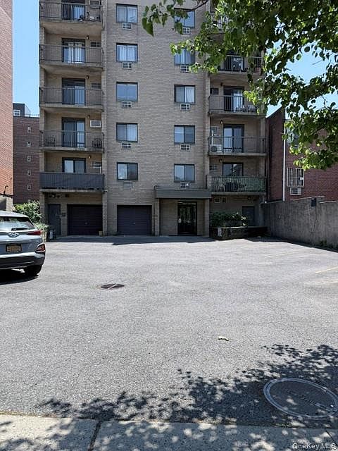 1st image of 135-08 82nd Avenue #304