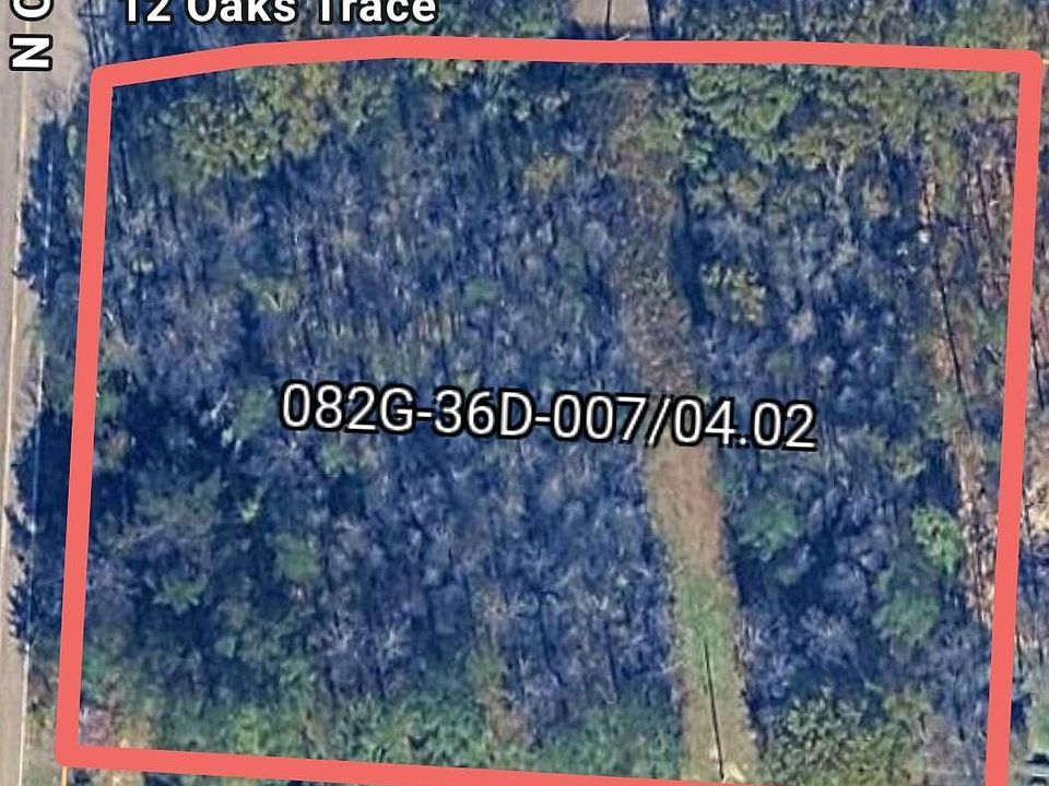 1st image of 12 Oaks Trce