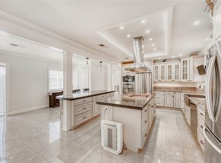 1450 Comstock Dr, Las Vegas, NV 89106