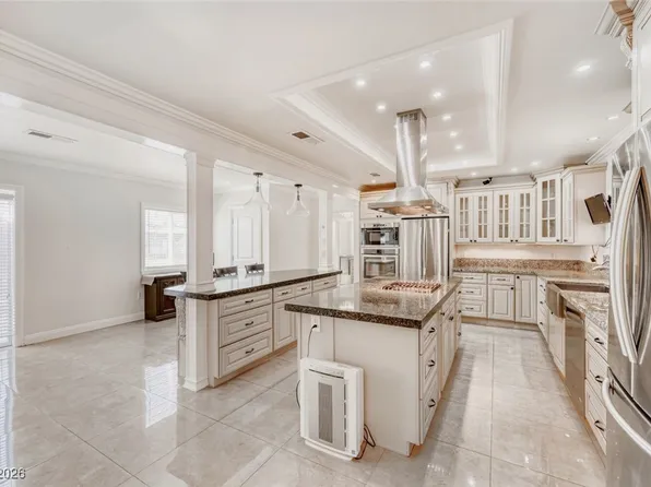 1450 Comstock Dr, Las Vegas, NV 89106