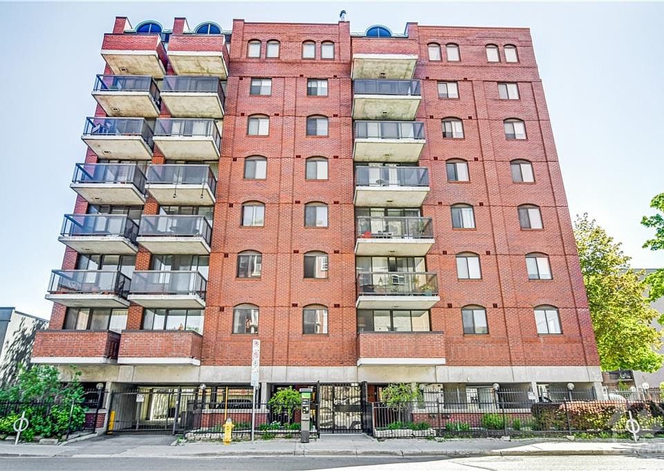 1st image of 309 Cumberland St #204
