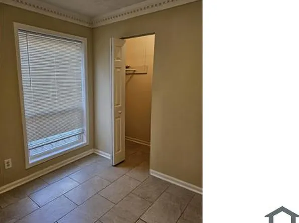 3184 Abbeywood Dr, Decatur, GA 30034